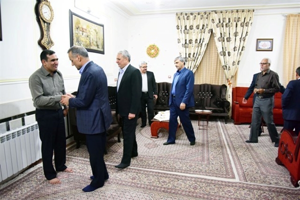 دیدار ریاست دانشگاه با تنی چند از حماسه سازان دفاع مقدس
