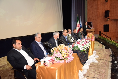 نشست صمیمی هیئت‌رئیسه با کارکنان دانشگاه