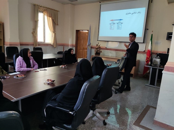 برگزاری نشست تخصصی در حوزه ی بازاریابی صنایع دستی روز چهارشنبه مورخ 1401/9/16 در محل سالن کنفرانس دانشکده 