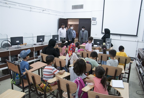 بازدید معاونت فرهنگی و اجتماعی از کلاس‌های فوق برنامه