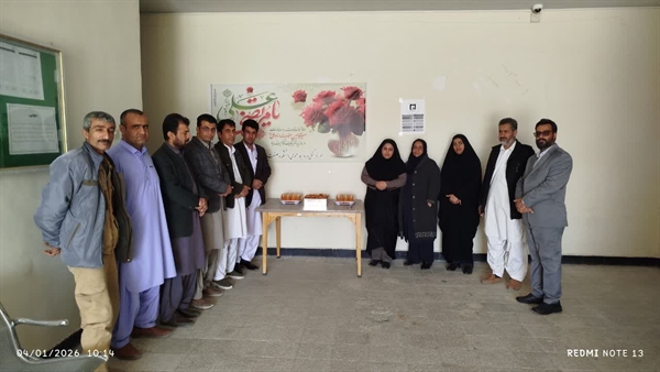 برگزاری ایستگاه صلواتی به مناسبت ولادت حضرت علی (ع) در دانشکده صنعت و معدن خاش 