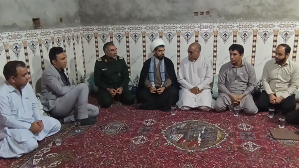 دیدار دانشگاهیان دانشکده صنعت و معدن خاش با خانواده ی برادران شهید خدانظر ریگی و رحمت‌الله ریگی 