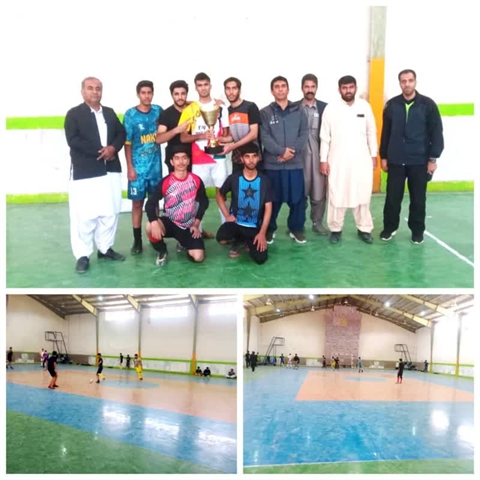 مسابقات فوتسال جام شهید رحیم‌داد کردی در دانشکده صنعت و معدن خاش برگزار شد