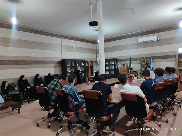 دیدار رئیس دانشکده صنعت و معدن خاش با فعالان فرهنگی