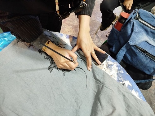 ورکشاپ و نمایشگاه یک روزه حریم رنگ و نقش 