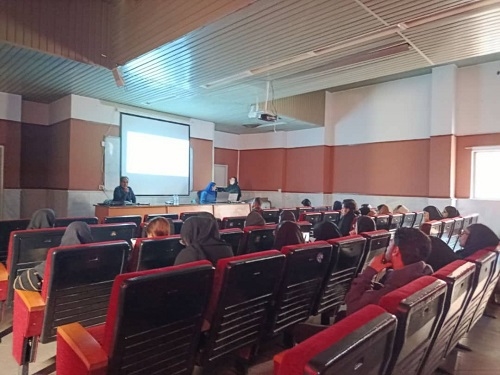 کارگاه آشنایی با ابزار رنگ توسط دکتر عباس بزرگمهر