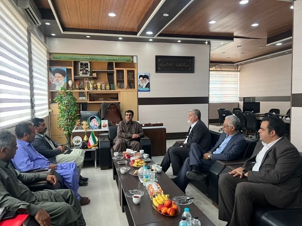 بررسی مشکلات دانشکده صنعت و معدن خاش در سفر ریاست دانشگاه با حضور فرماندار خاش