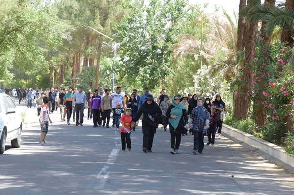 برگزاری همایش پیاده روی دانشگاهیان دانشگاه سیستان و بلوچستان 