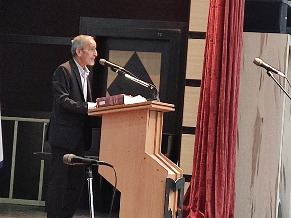 به مناسبت روز بزرگداشت حکیم بزرگ ابوالقاسم فردوسی 