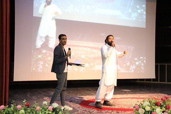 برگزاری جشن تجلیل از اساتید دانشکده مدیریت و اقتصاد به مناسبت بزرگداشت هفته معلم به همت انجمن علمی دانشکده 