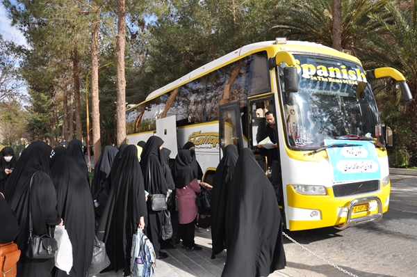 اعزام کاروان دانشجویان دانشگاه سیستان و بلوچستان به کرمان 