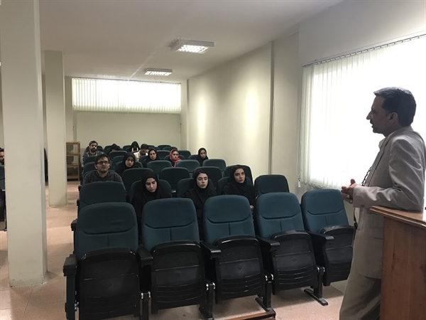 جلسه ریاست دانشکده علوم با دانشجویان 