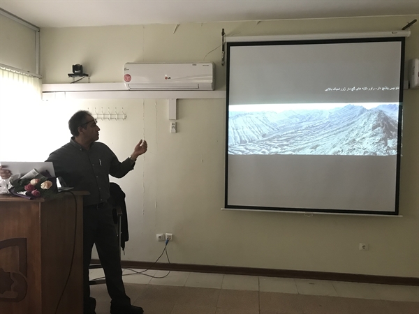 سخنرانی علمی دکتر ساسان باقری در هفته پژوهش برگزار گردید