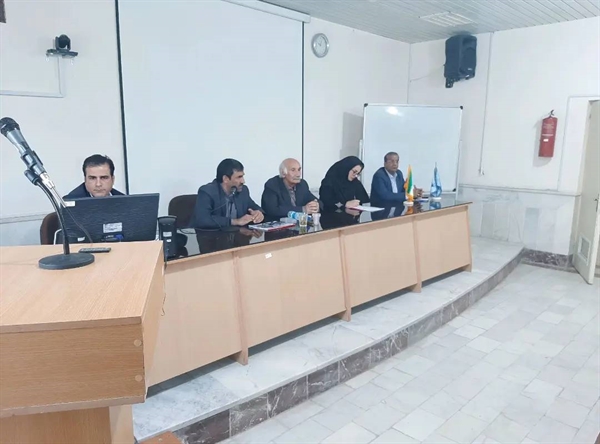 دانشکده جغرافیا و برنامه ریزی محیطی میزبان نشست علمی - تخصصی حاشیه نشینی شهر زاهدان (راهکارها و پیامدها)