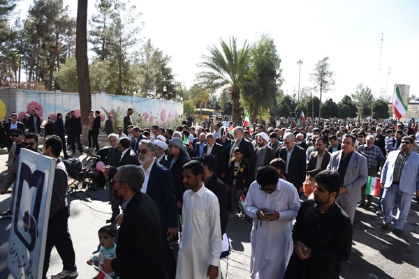 حضور پرشور دانشگاهیان دانشگاه سیستان و بلوچستان در راهپیمایی ۲۲ بهمن