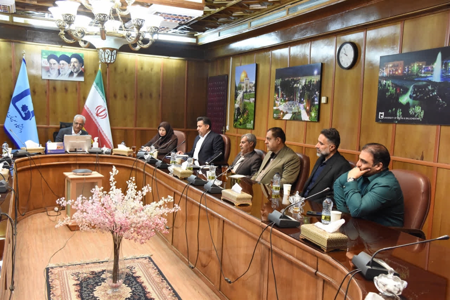 دیدار رئیس دانشگاه سیستان و بلوچستان با اعضای شورای صنفی کارمندان