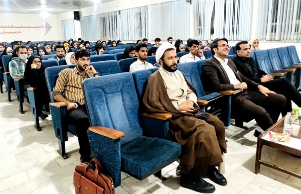 دومین نشست، ازسلسله نشستهای تخصصی حقوقی با موضوع راهکارهای ارتقاء آگاهیهای حقوقی و قضایی شهروندان با محوریت استان سیستان و بلوچستان به ویژه شهرستان زاهدان )2( با نگاهی میان رشته ای و از  منظر سایر رشته های علوم انسانی با سخنرانی اساتید گرانقدر