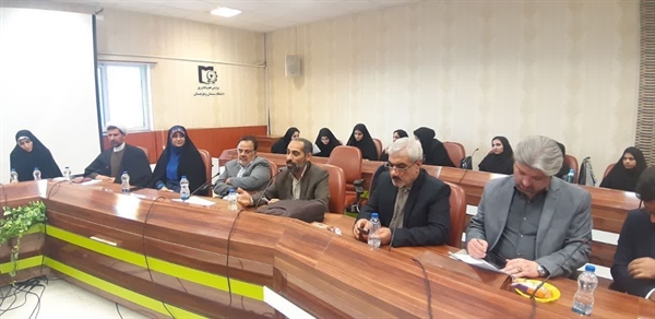 برگزاری نشست علمی آسیب‌های اجتماعی و فرهنگی حاشیه شهر زاهدان در دانشگاه