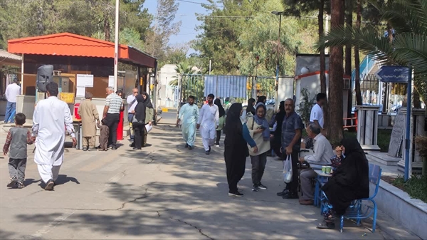 گزارش تصویری از حضور نو دانشجویان در روزهای 28 و 29 مهرماه در دانشگاه