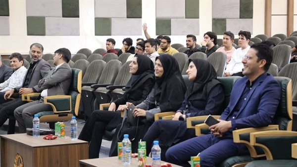 ویژه برنامه معارفه نو دانشجویان دانشکده مهندسی برق‌و کامپیوتر