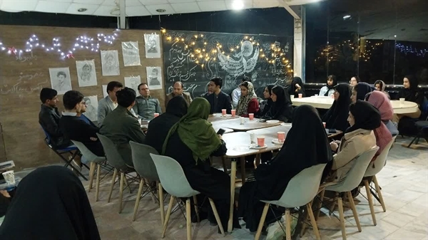 نشست ادبی کتاب «قلعه حیوانات» اثر «جورج اورول»