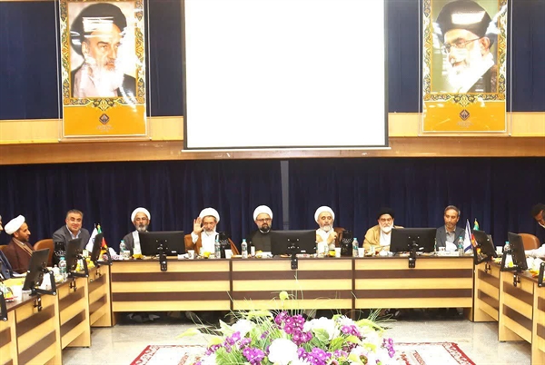 برگزاری نخستین نشست هم‌اندیشی وحدت حوزه و دانشگاه با حضور دانشگاه های سیستان و بلوچستان در چابهار