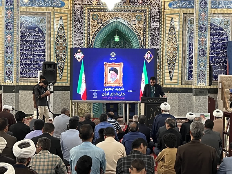 آیین بزرگداشت سالگرد شهادت شهید جمهور حضرت آیت‌الله سیدابراهیم رئیسی و شهدای خدمت، با حضور جامعه دانشگاهی، مسئولان دستگاه‌های اجرایی و اقشار مختلف مردم در زاهدان برگزار شد.