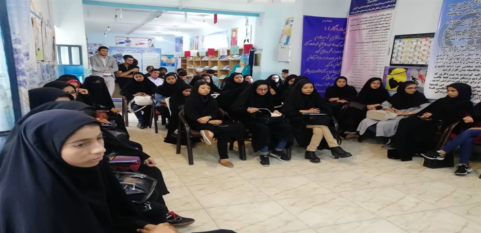 کارگاه خانواده و پیشگیری از آسیب‌های اجتماعی مرتبط با فضای مجازی