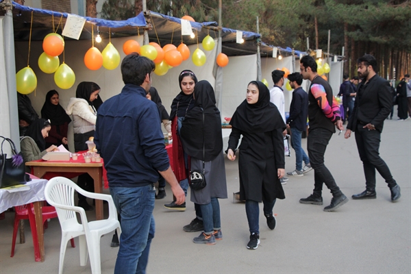 برگزاری بازارچه خیریه به نفع کودکان کار