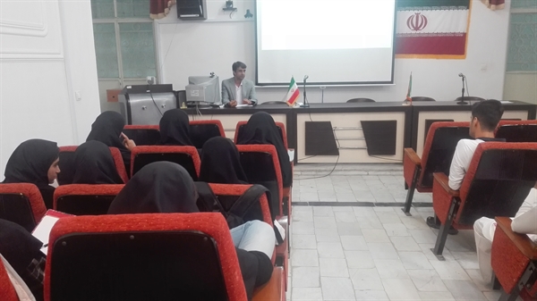 برگزاری کارگاه آموزشی ( اسطوره یونان) در دانشکده ادبیات و علوم انسانی