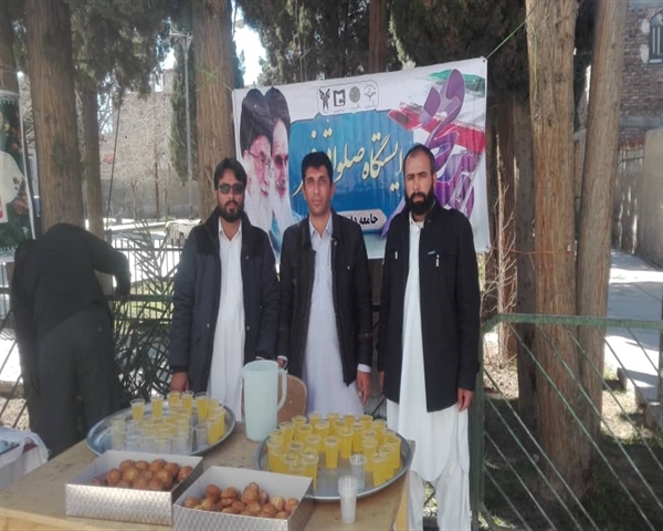 برپایی ایستگاه صلواتی فجر توسط جامعه دانشگاهی در خاش 