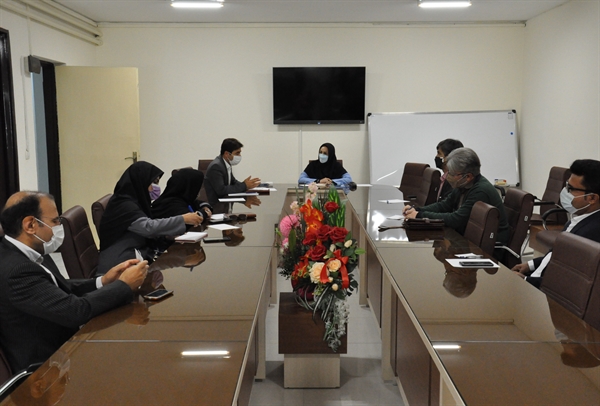 جلسه مدیرکل امور بانوان و خانواده استانداری با اعضای هیات علمی گروه علوم اجتماعی 