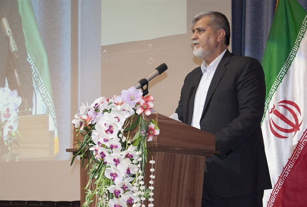 آئین دانش آموختگی 1401 ویژه دانشجویان کارشناسی برگزار گردید.