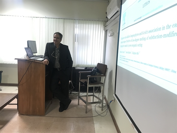 سخنرانی علمی دکتر ساسان باقری برگزار شد