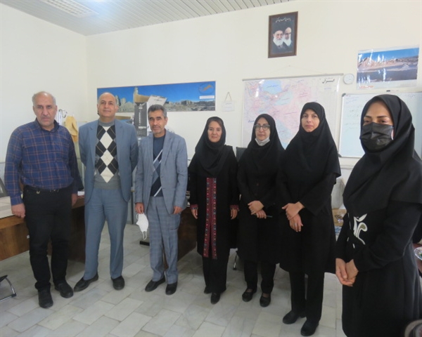 بزرگداشت مراسم روز مادر و روز زن در دانشکده جغرافیا  و برنامه ریزی محیطی