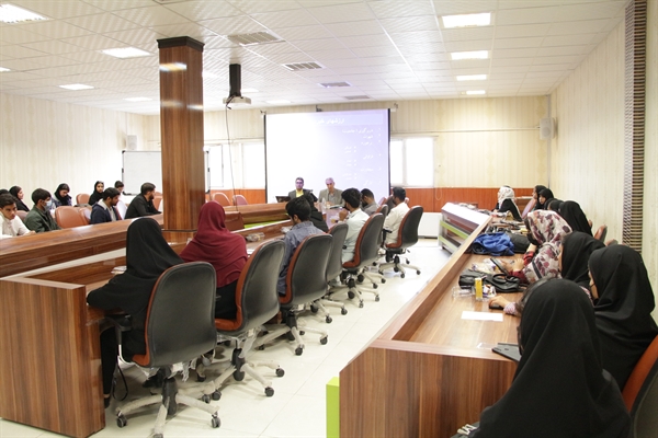 کارگاه سواد رسانه‌ای ویژه اعضای نشریات دانشجویی برگزار شد