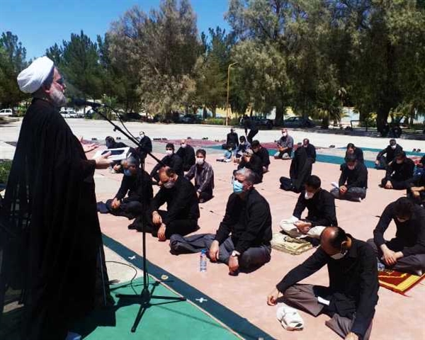 اقامه ی نماز ظهر عاشورا ومقتل خوانی در مجتمع اساتید دانشگاه سیستان و بلوچستان ( گزارش تصویری)