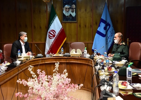 نشست فرمانده سپاه قدس استان با ریاست دانشگاه برگزارشد