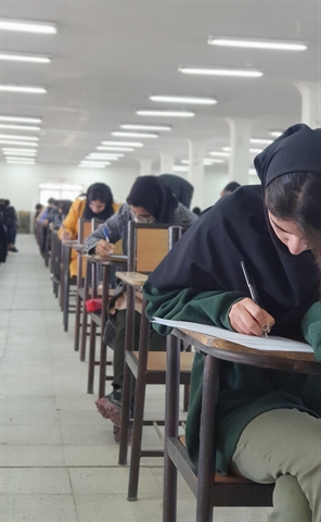امتحانات میانترم هماهنگ دروس برون گروهی دانشکده علوم (فیزیک1 و فیزیک2) تمامی دانشجویان رشته های مهندسی برگزار گردید.
