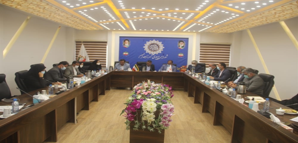 نشست تخصصی دانشکده مدیریت و اقتصاد با اعضای شورای اسلامی شهر و نمایندگان شهرداری زاهدان 