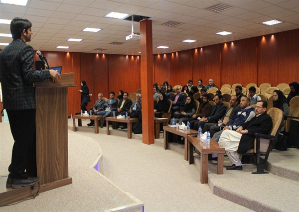 برگزاری کارگاه بررسی پتانسیل های سرمایه گذاری در حوزه گیاهان دارویی در مناطق روستایی